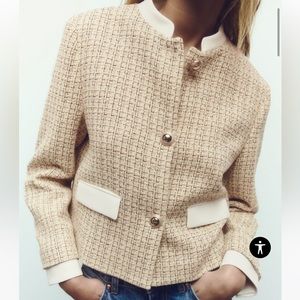 ZARA TEXTURED SHORT BLAZER